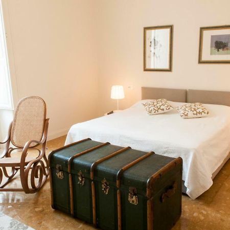 Ortigia Exclusive Apartment Szirakúza Kültér fotó