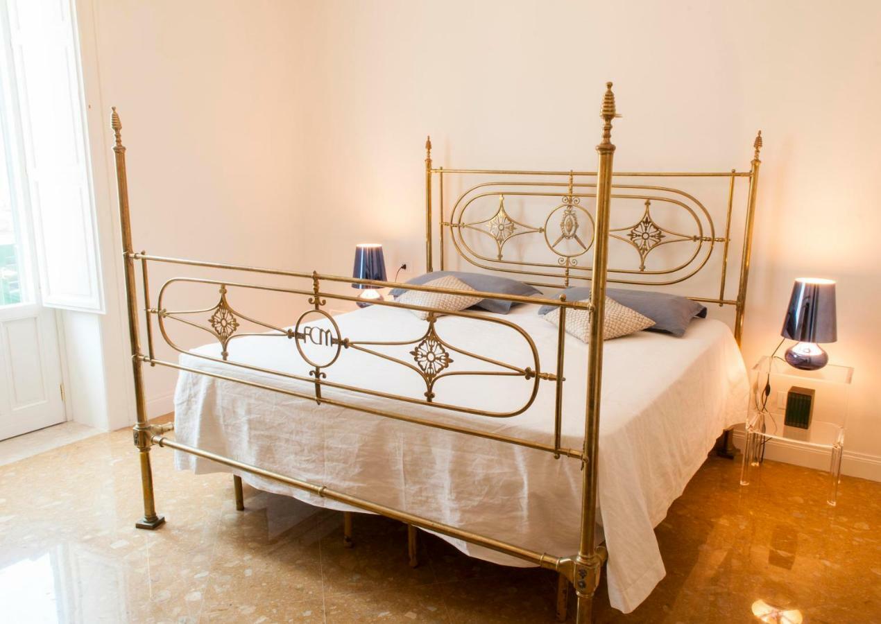 Ortigia Exclusive Apartment Szirakúza Kültér fotó